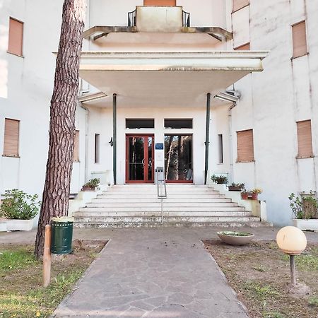 Ariston Fronte Mare Appartement Lido di Jesolo Buitenkant foto